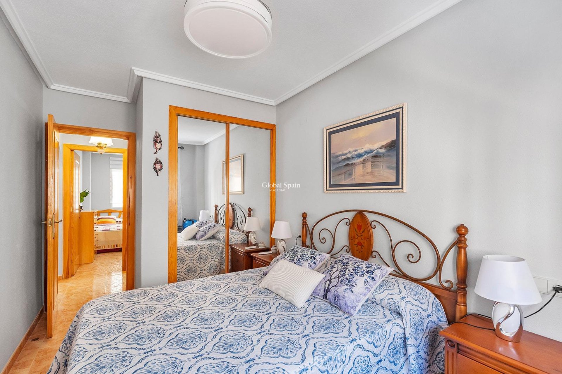 Revente - APPARTEMENT -
TORREVIEJA - Habaneras