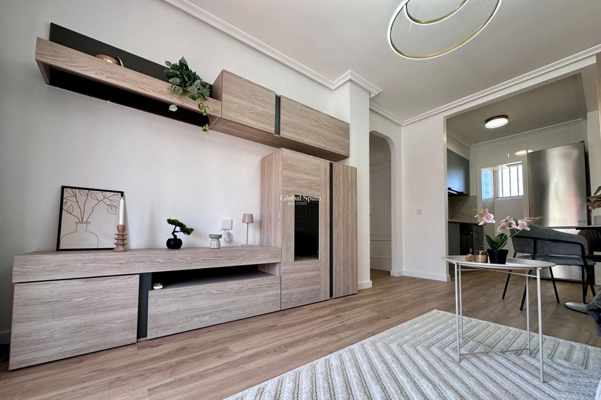 Revente - APPARTEMENT -
TORREVIEJA - Habaneras