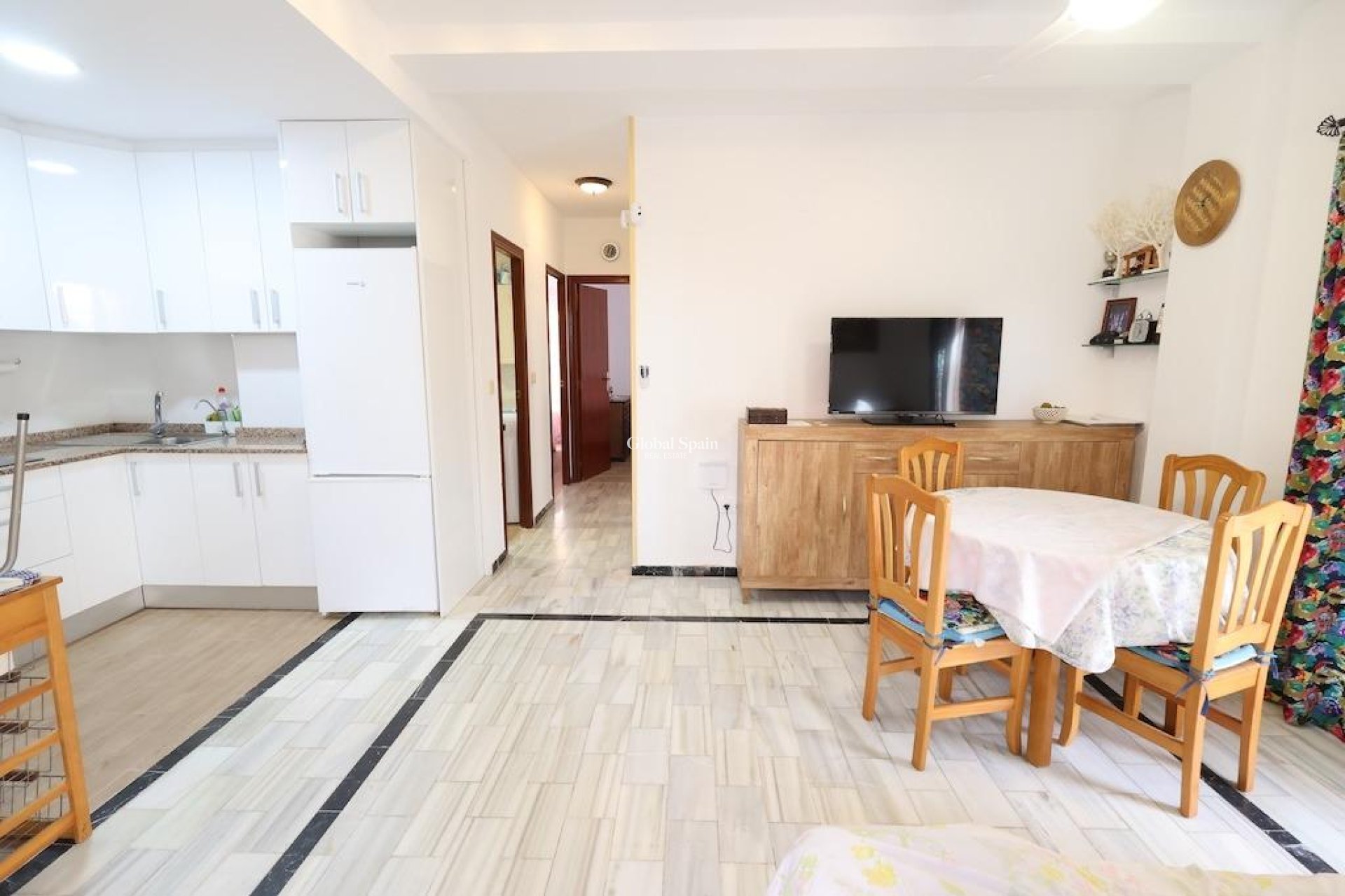 Revente - Appartement -
TORREVIEJA - La Mata pueblo