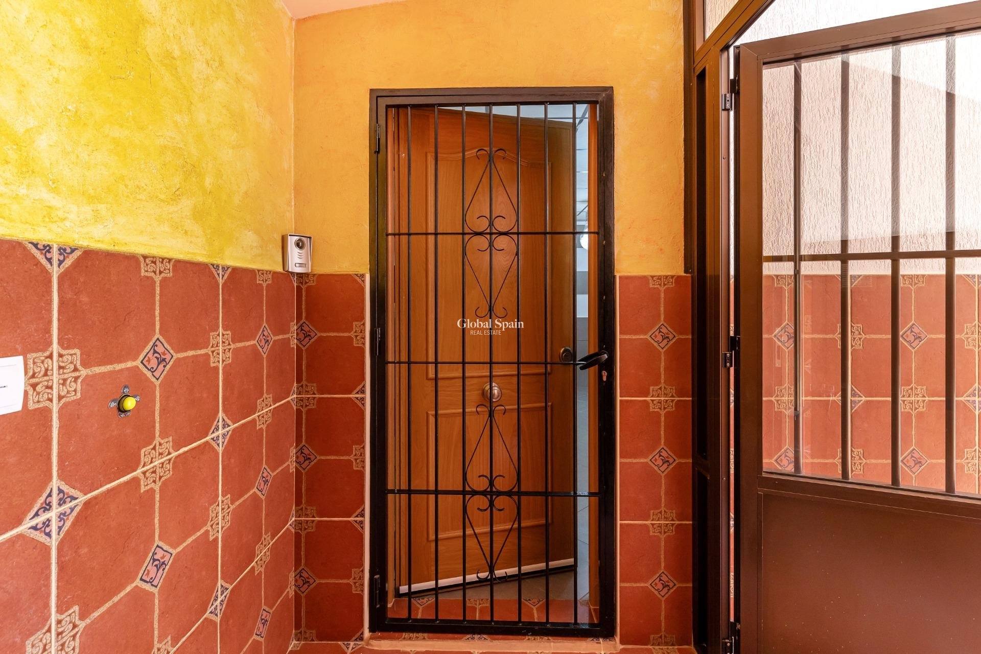 Revente - Appartement -
TORREVIEJA - La Mata pueblo