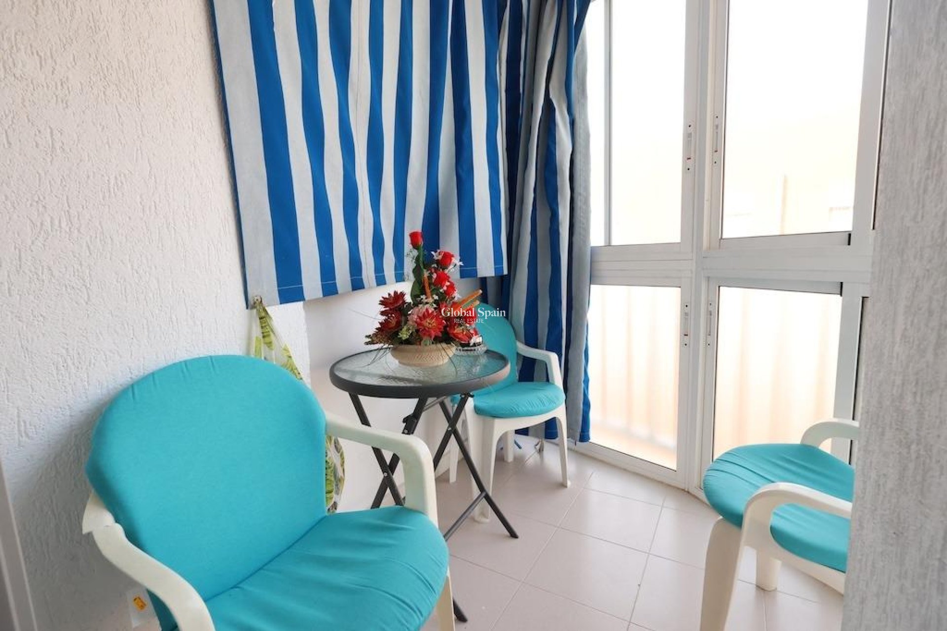 Revente - APPARTEMENT -
TORREVIEJA - La Mata pueblo