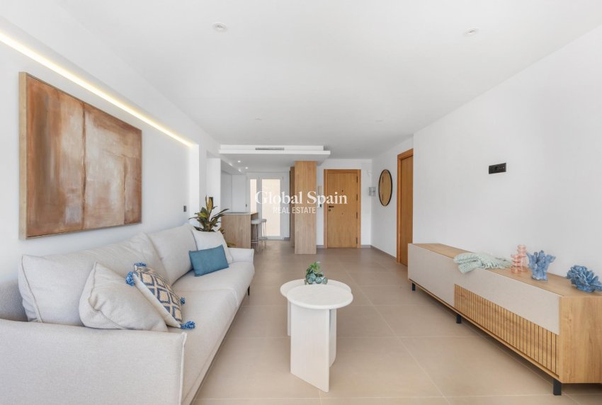 Revente - APPARTEMENT -
TORREVIEJA - La Mata pueblo