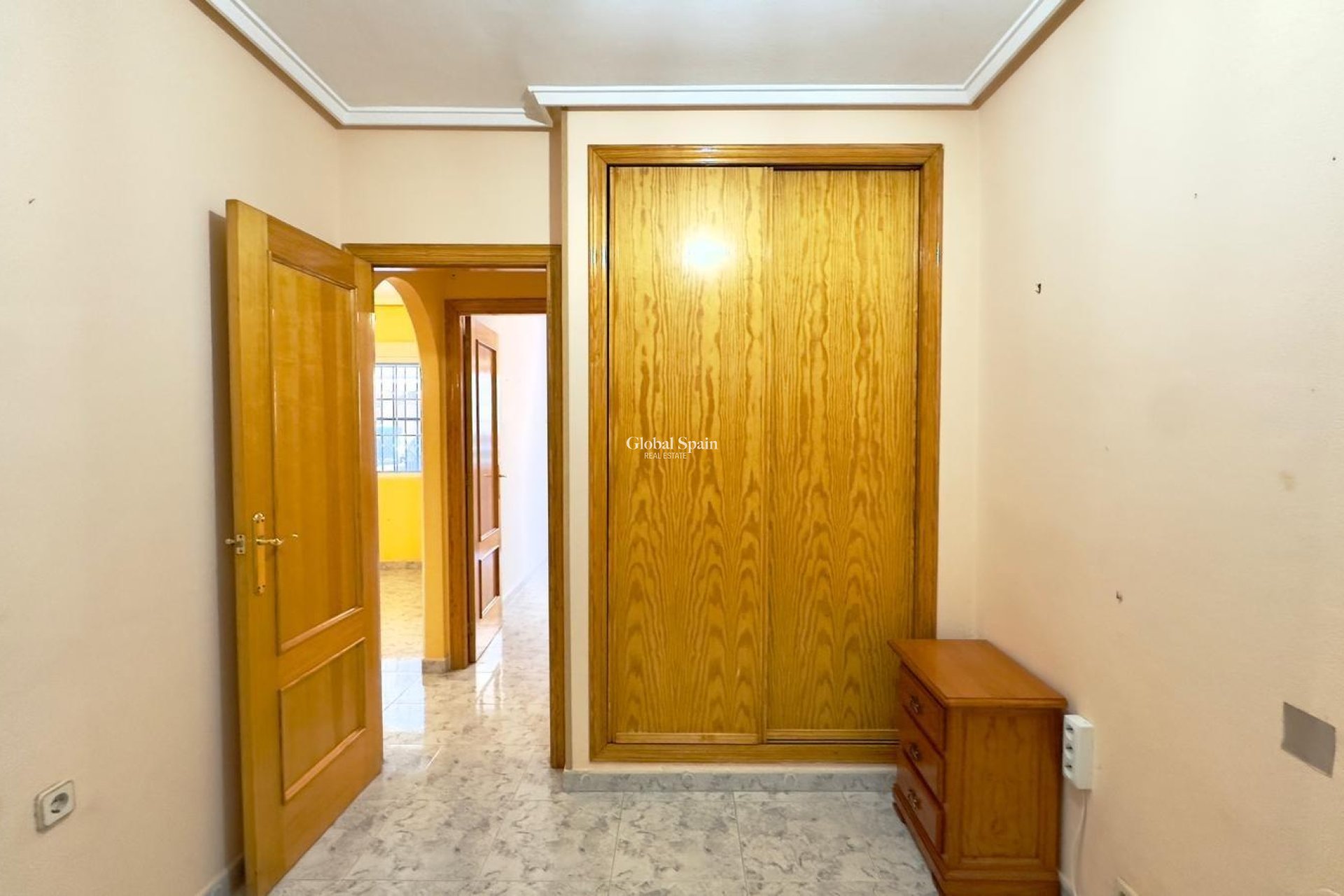 Revente - APPARTEMENT -
TORREVIEJA - La Mata pueblo