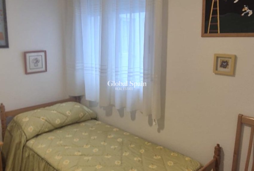 Revente - APPARTEMENT -
TORREVIEJA - La Mata pueblo