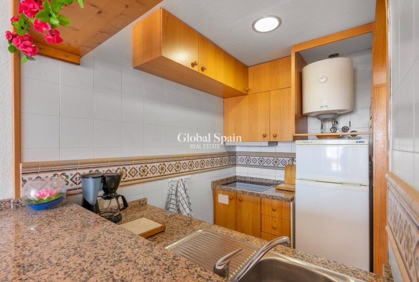 Revente - APPARTEMENT -
TORREVIEJA - La Mata pueblo