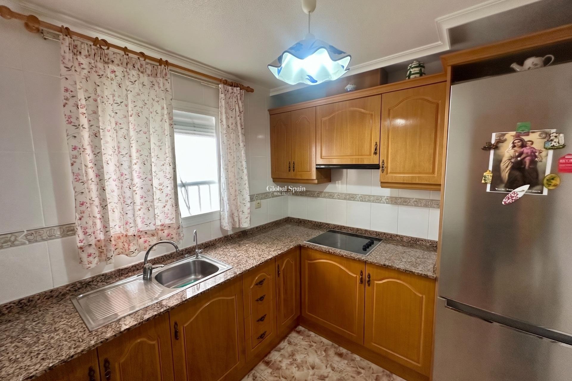 Revente - APPARTEMENT -
TORREVIEJA - La Mata pueblo