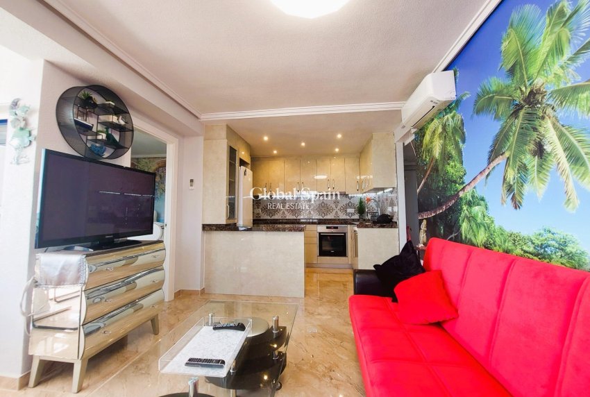 Revente - Appartement -
TORREVIEJA - La Mata