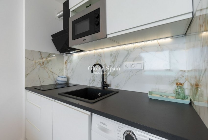 Revente - Appartement -
TORREVIEJA - La Mata