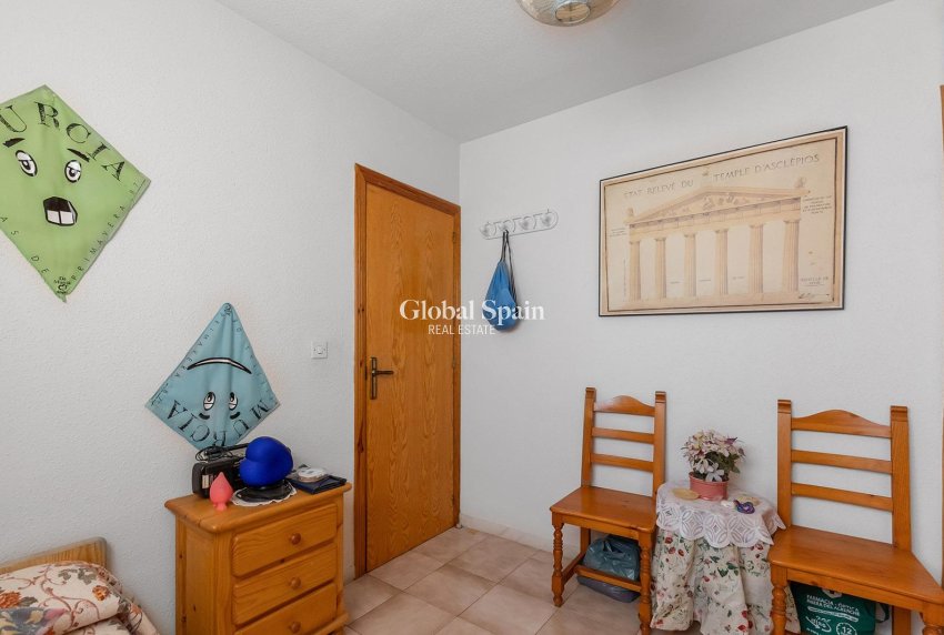 Revente - APPARTEMENT -
TORREVIEJA - La Mata