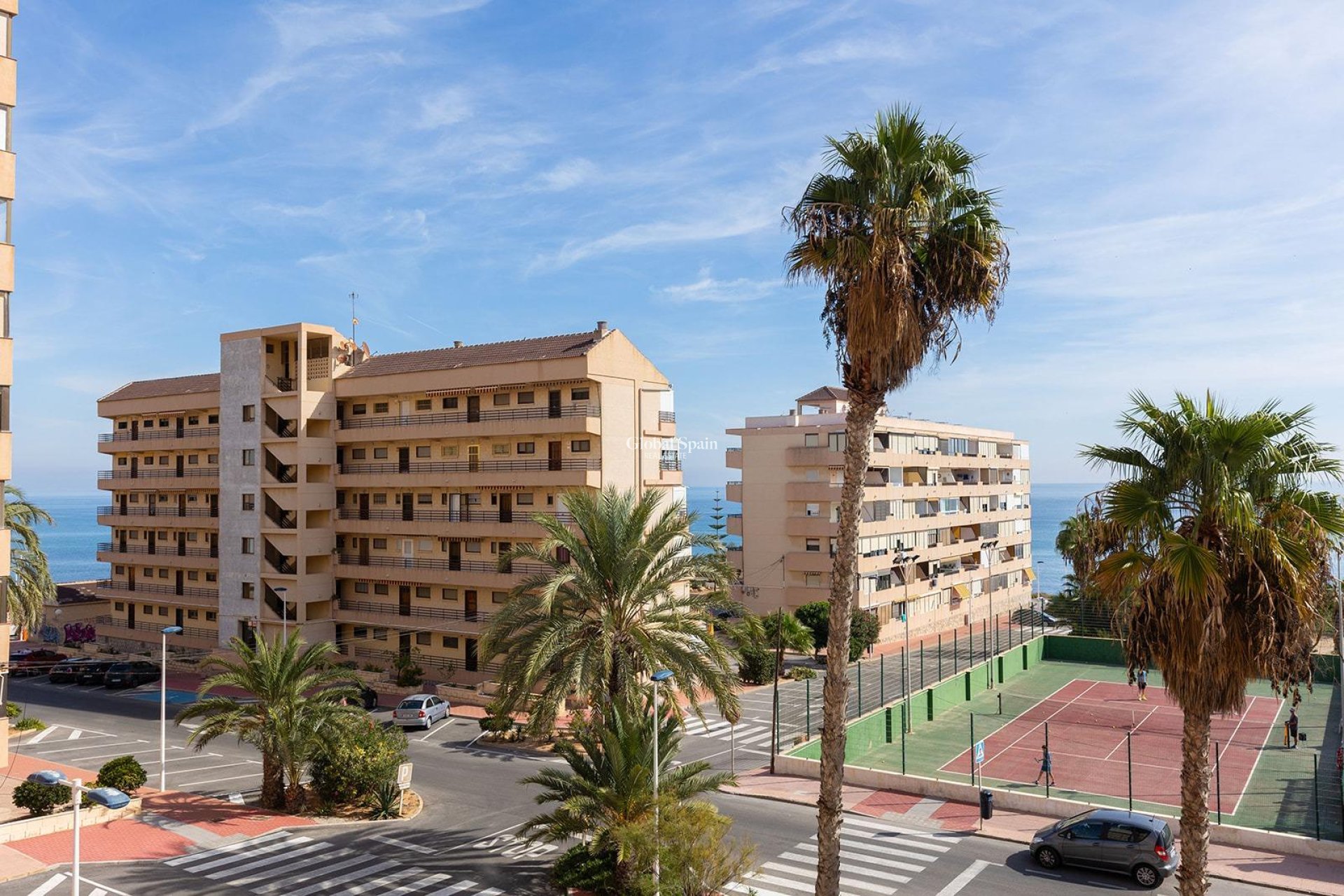 Revente - APPARTEMENT -
TORREVIEJA - La Mata