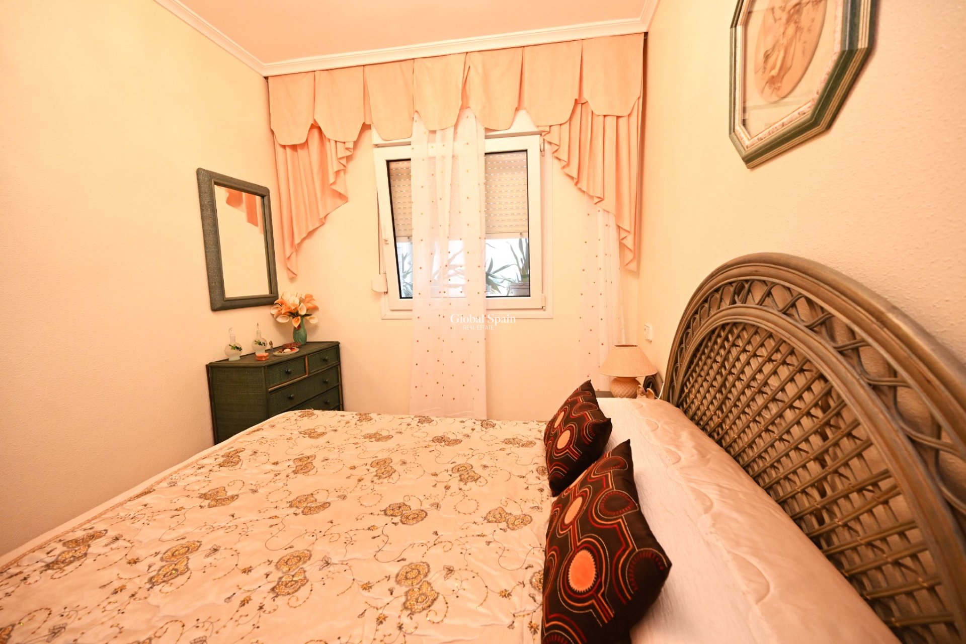 Revente - APPARTEMENT -
TORREVIEJA - La Mata