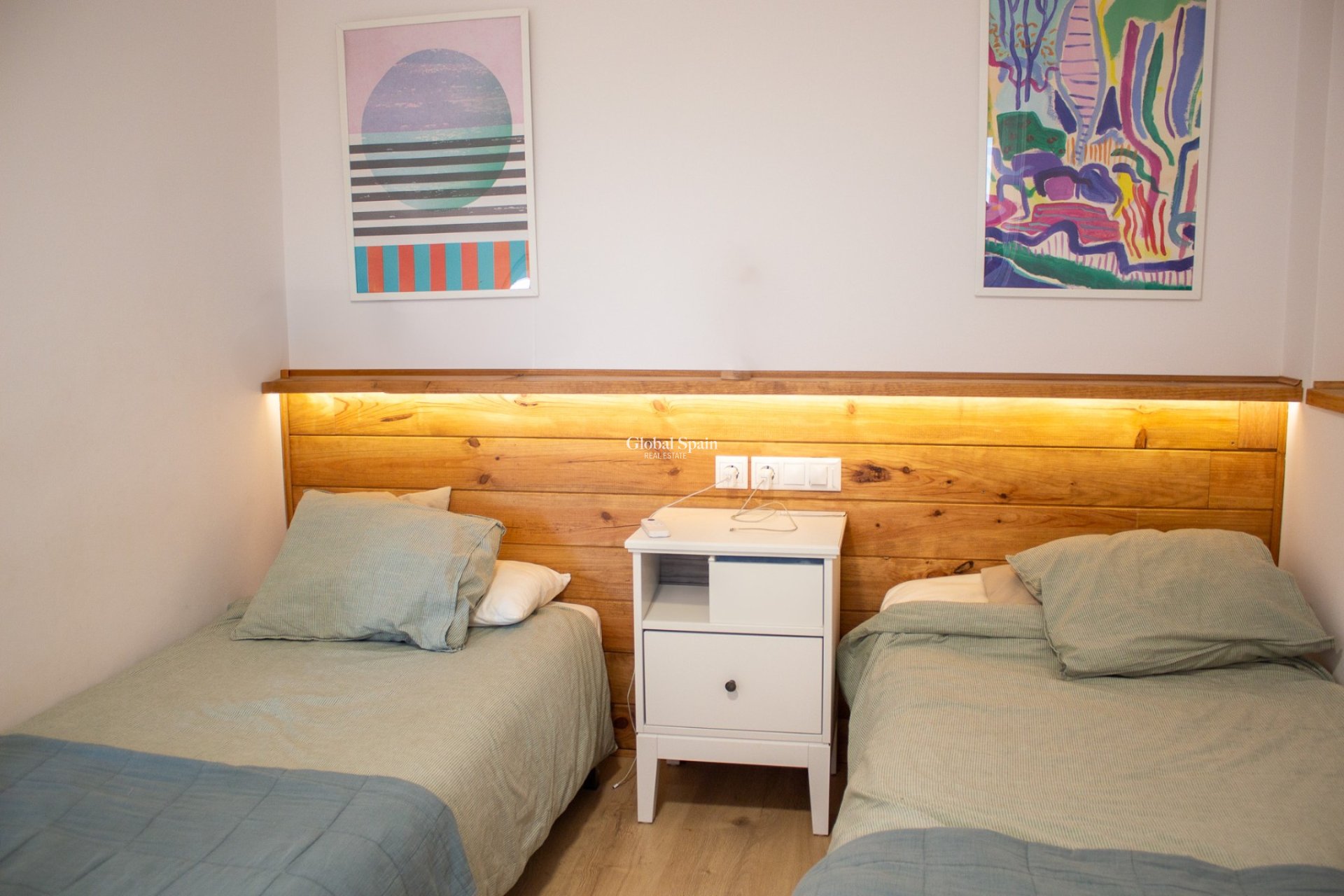 Revente - APPARTEMENT -
TORREVIEJA - La Mata