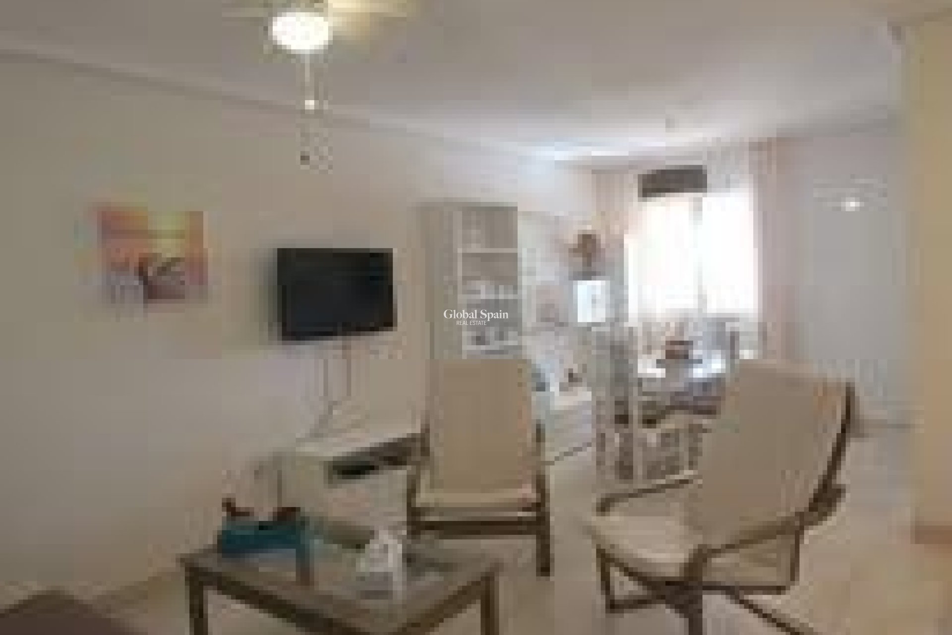 Revente - APPARTEMENT -
TORREVIEJA - La Mata