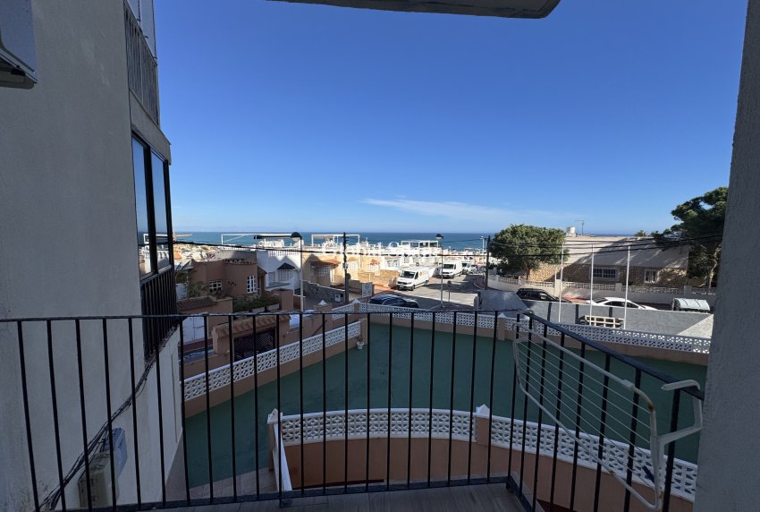 Revente - APPARTEMENT -
TORREVIEJA - La Mata