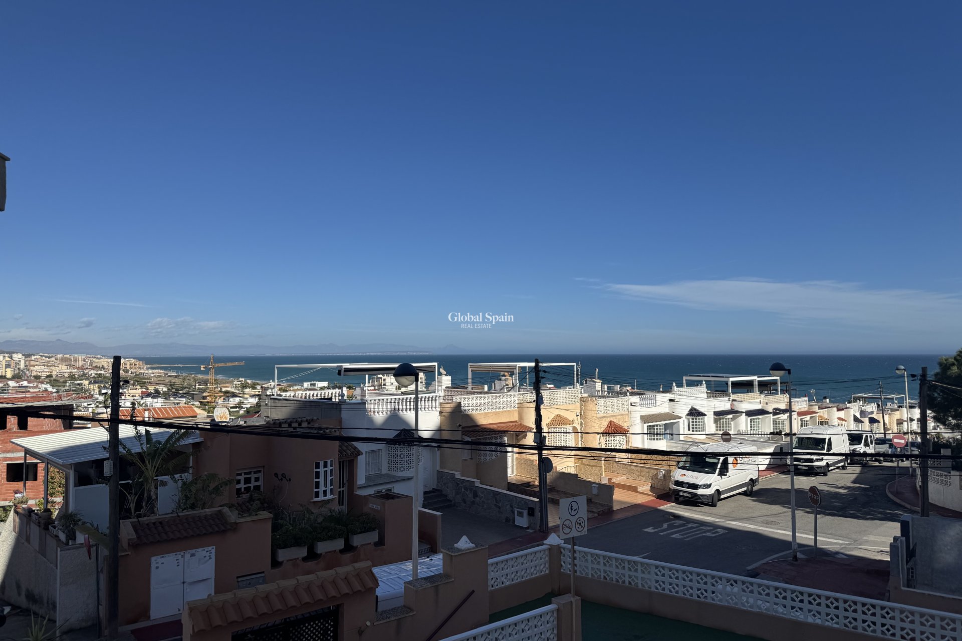 Revente - APPARTEMENT -
TORREVIEJA - La Mata
