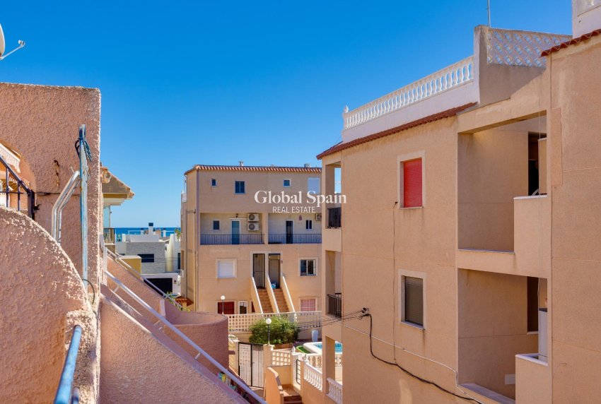 Revente - APPARTEMENT -
TORREVIEJA - La Mata