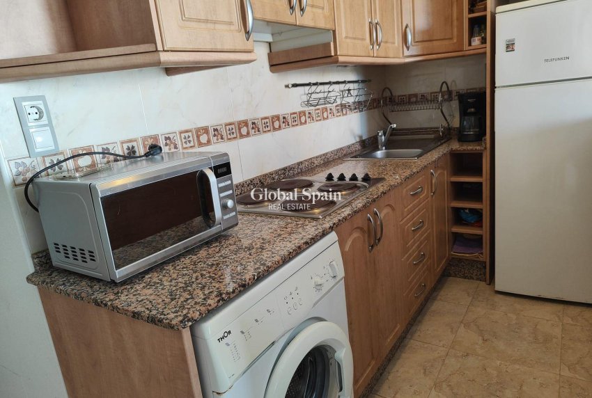 Revente - APPARTEMENT -
TORREVIEJA - La Mata