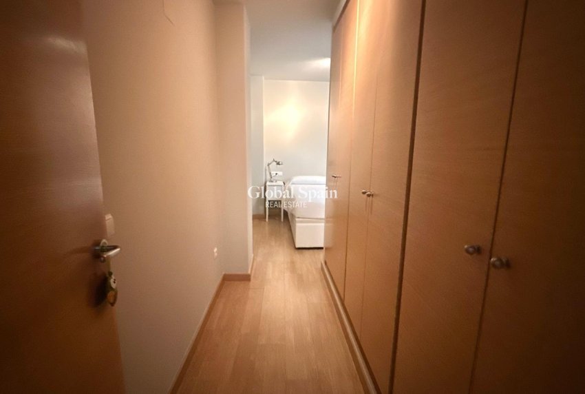 Revente - APPARTEMENT -
TORREVIEJA - La Mata