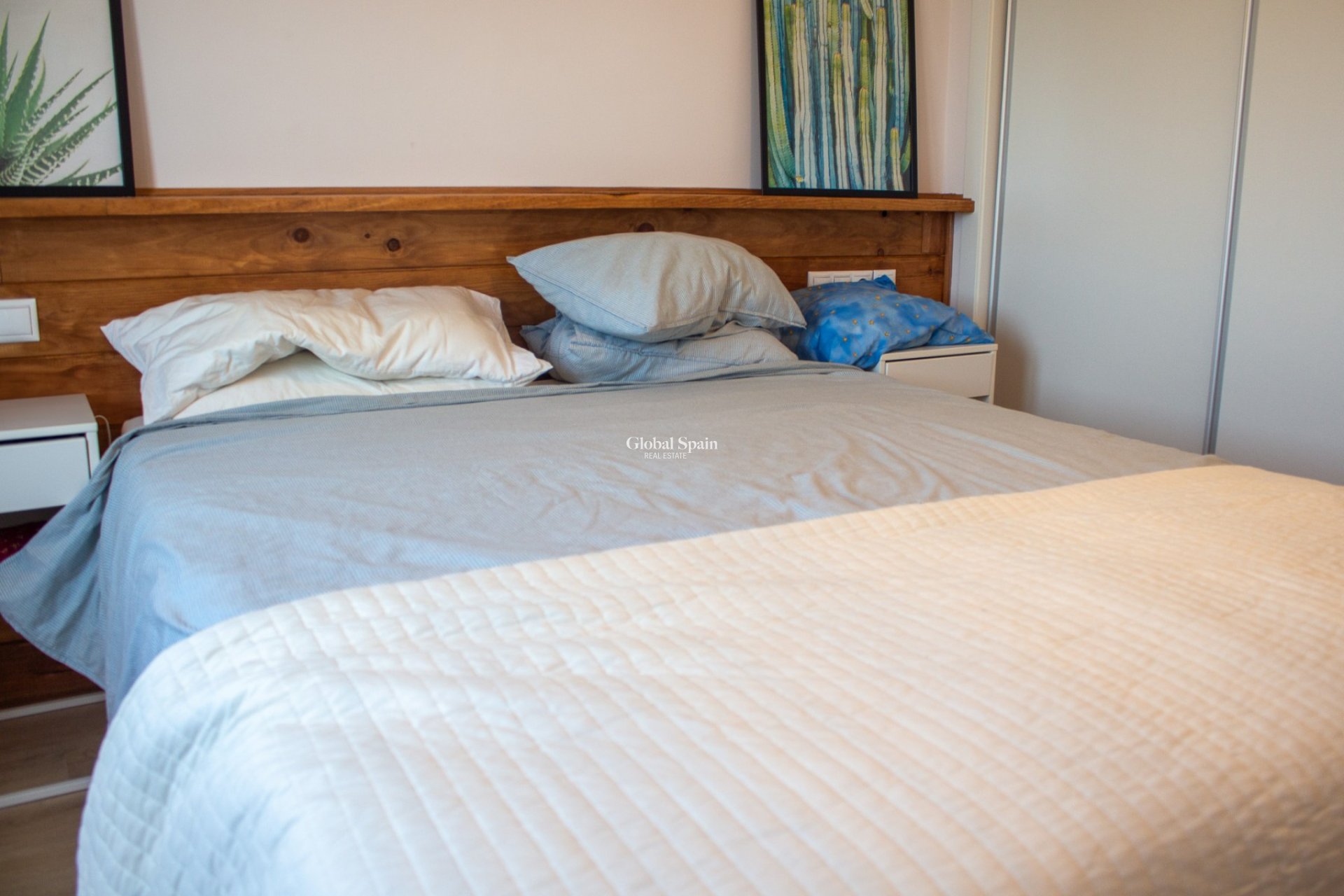 Revente - APPARTEMENT -
TORREVIEJA - La Mata