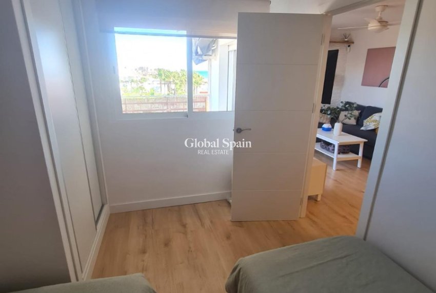 Revente - APPARTEMENT -
TORREVIEJA - La Mata