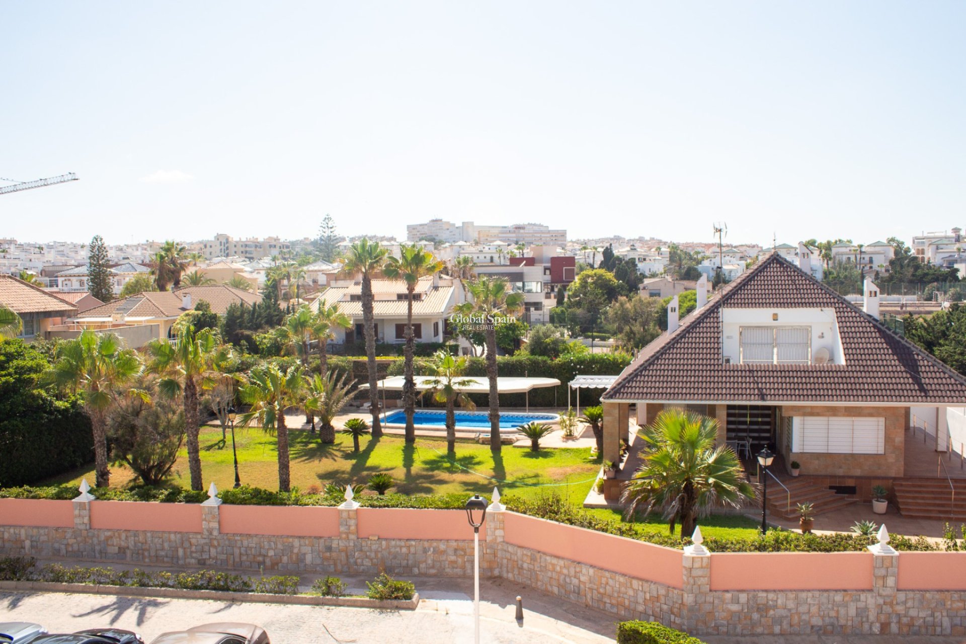 Revente - APPARTEMENT -
TORREVIEJA - La Mata