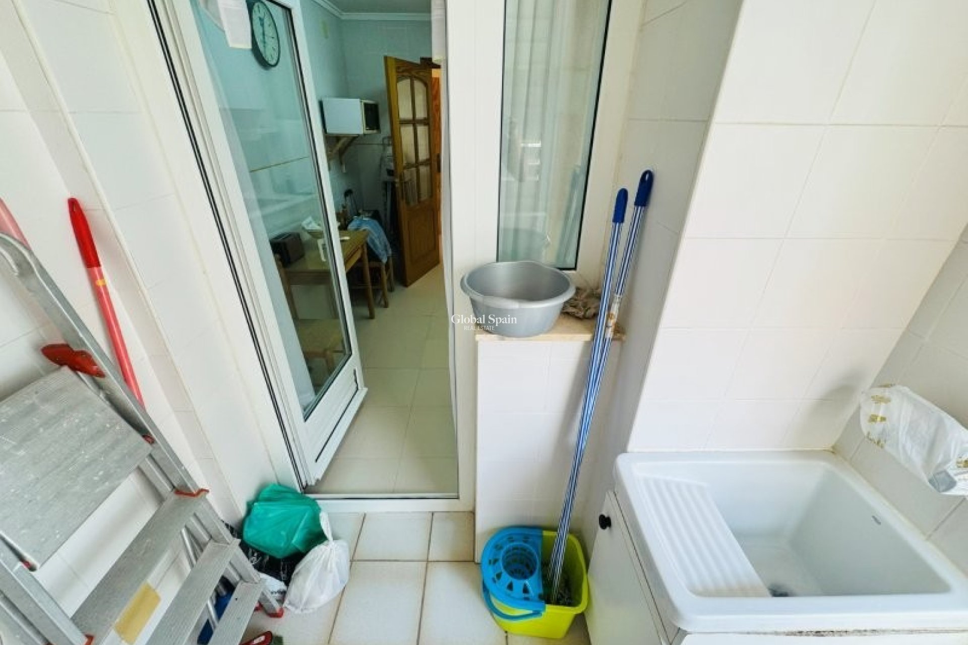 Revente - APPARTEMENT -
TORREVIEJA - La Mata