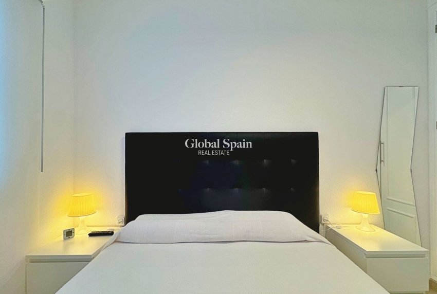 Revente - APPARTEMENT -
TORREVIEJA - La Mata