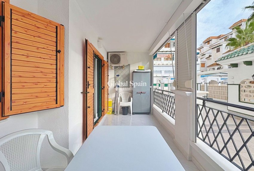 Revente - APPARTEMENT -
TORREVIEJA - La Mata