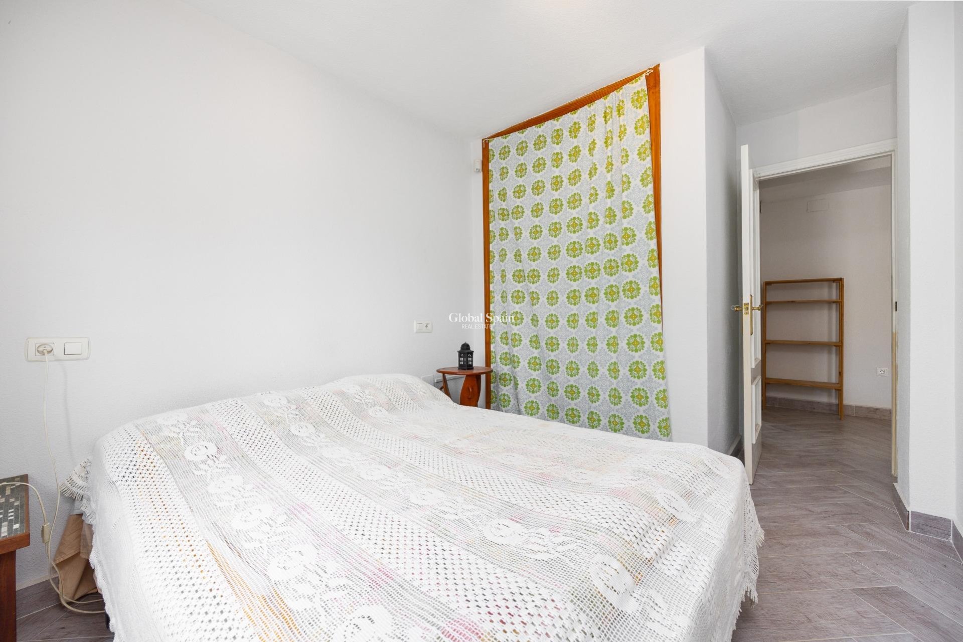 Revente - APPARTEMENT -
TORREVIEJA - La Mata