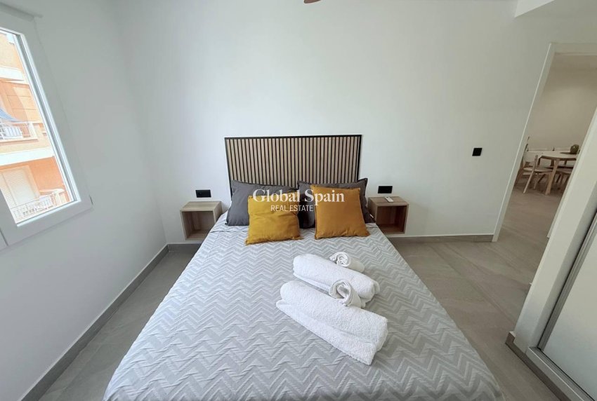 Revente - APPARTEMENT -
TORREVIEJA - La Mata