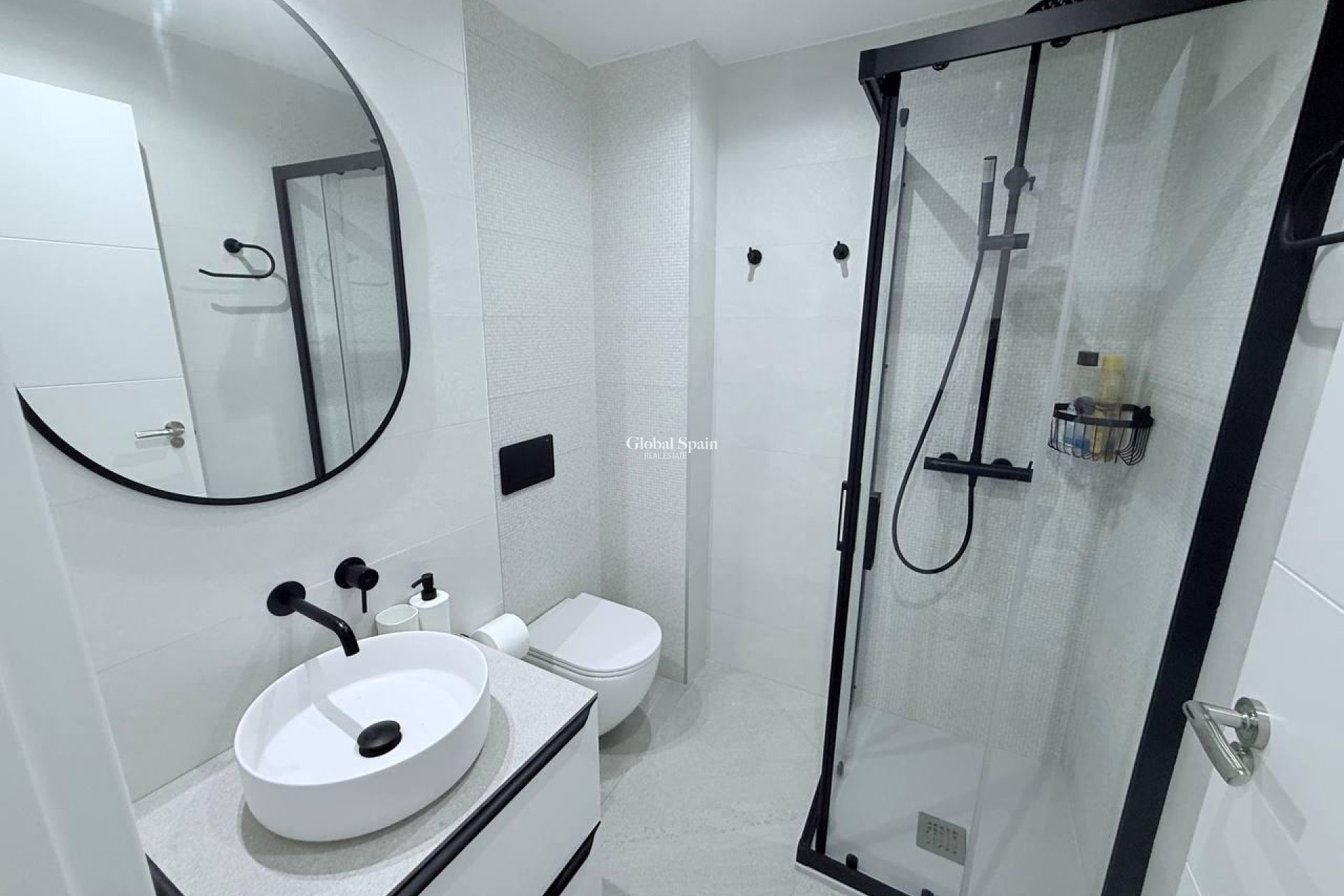 Revente - APPARTEMENT -
TORREVIEJA - La Mata