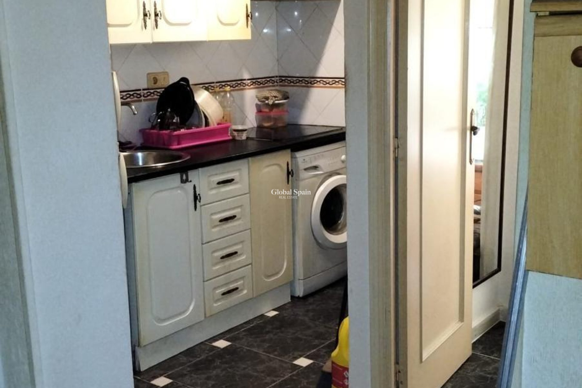 Revente - APPARTEMENT -
TORREVIEJA - La Mata
