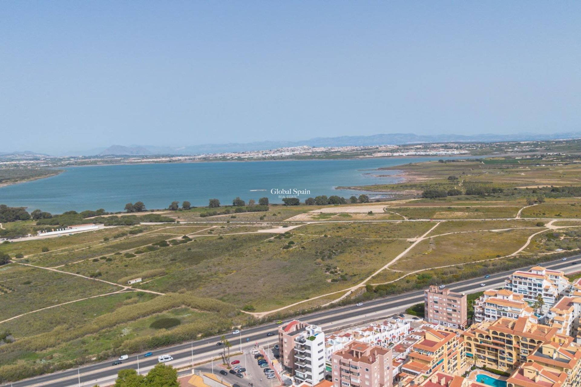 Revente - APPARTEMENT -
TORREVIEJA - La Mata