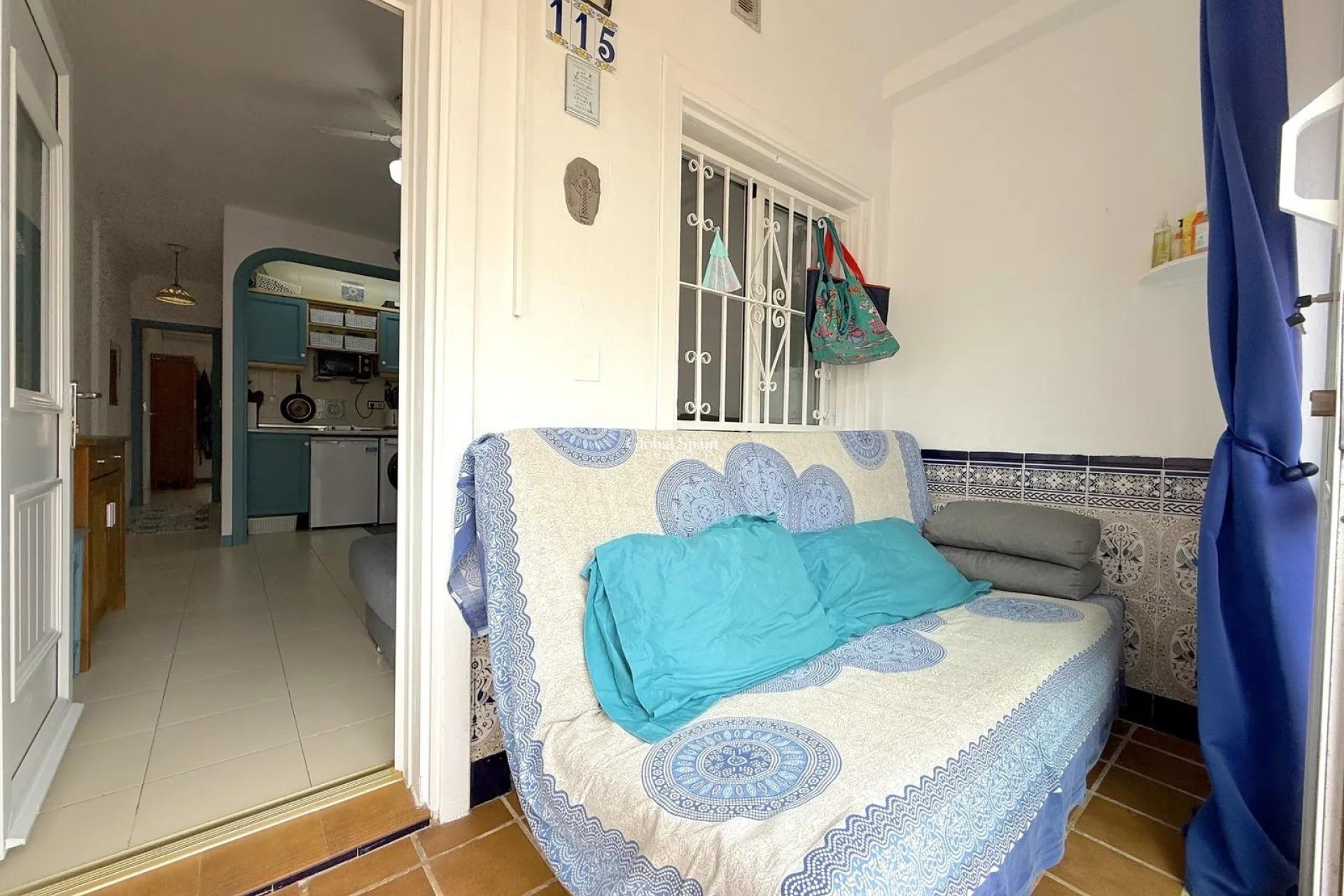 Revente - APPARTEMENT -
TORREVIEJA - La Mata