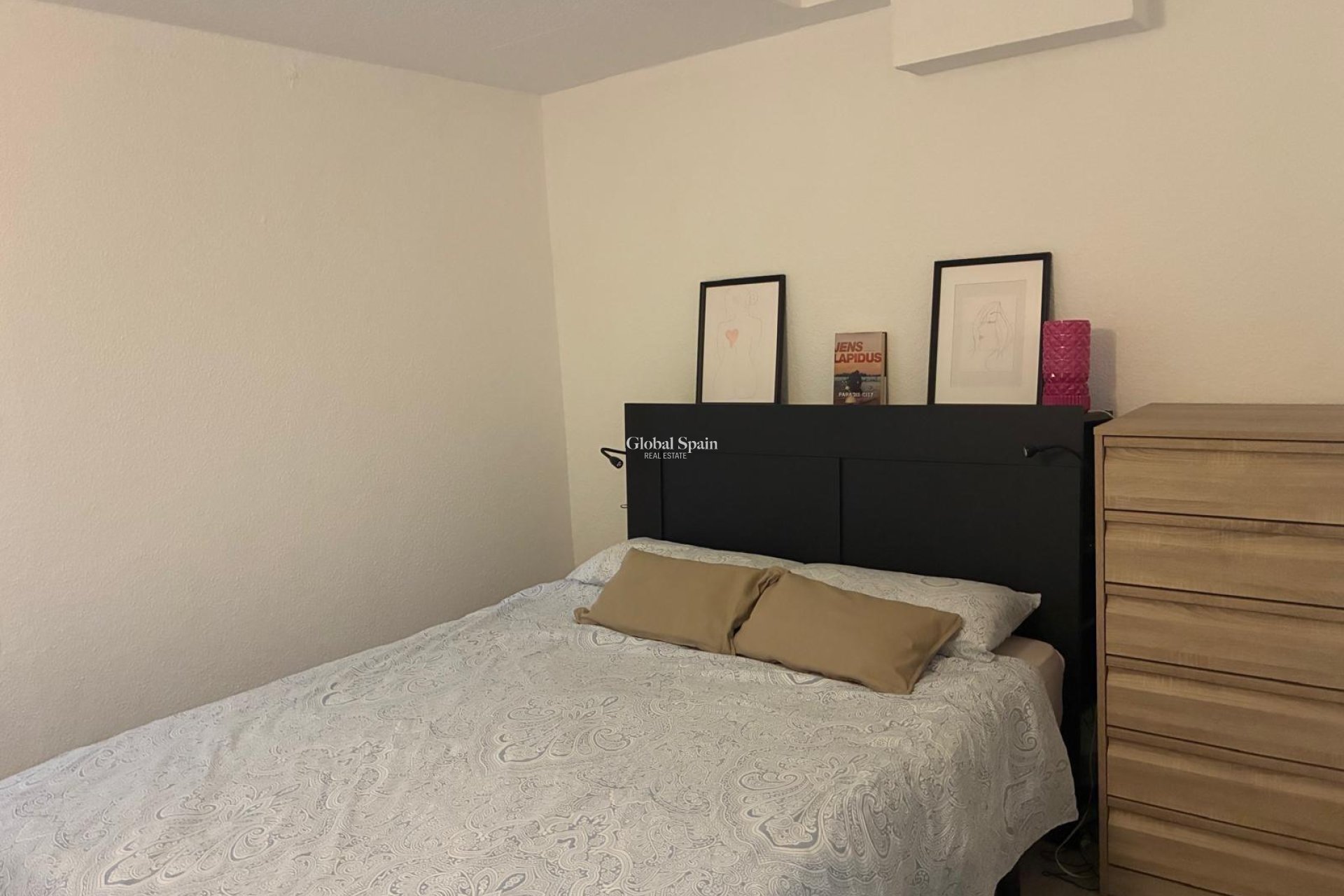 Revente - APPARTEMENT -
TORREVIEJA - La Mata
