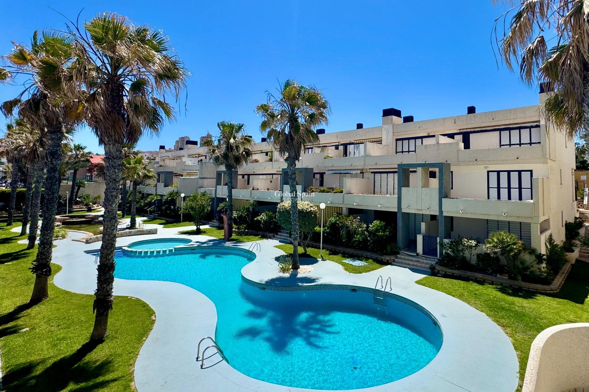 Revente - APPARTEMENT -
TORREVIEJA - La Mata