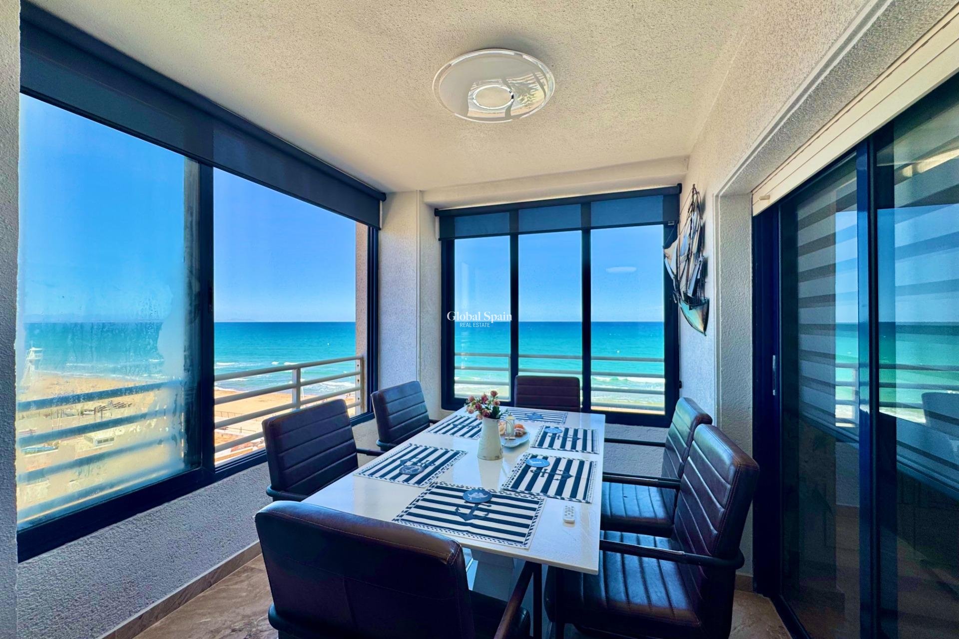 Revente - APPARTEMENT -
TORREVIEJA - La Mata