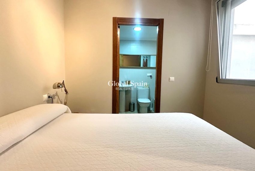 Revente - APPARTEMENT -
TORREVIEJA - La Mata