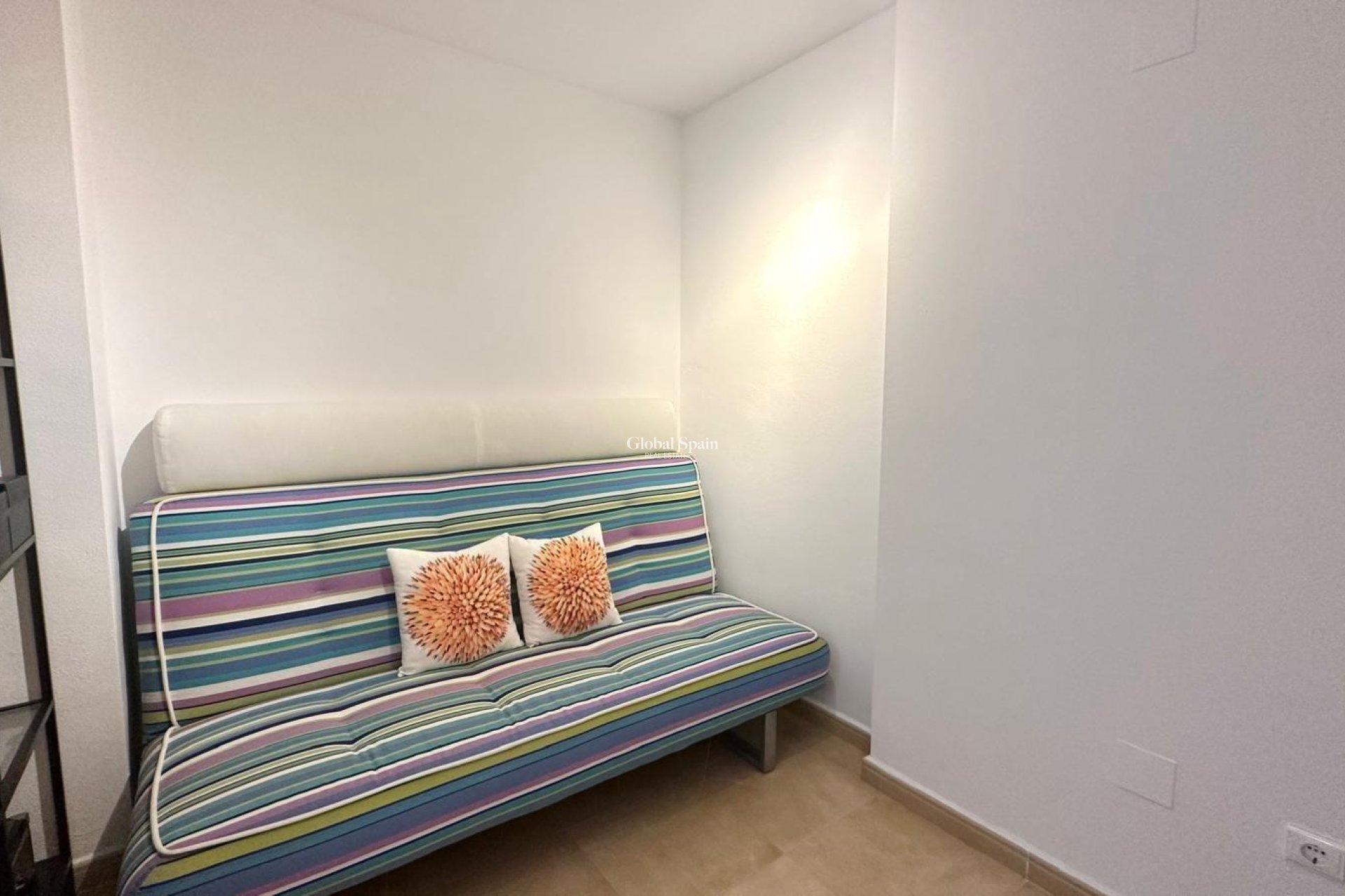 Revente - APPARTEMENT -
TORREVIEJA - La Mata