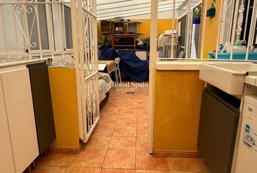 Revente - APPARTEMENT -
TORREVIEJA - La Mata
