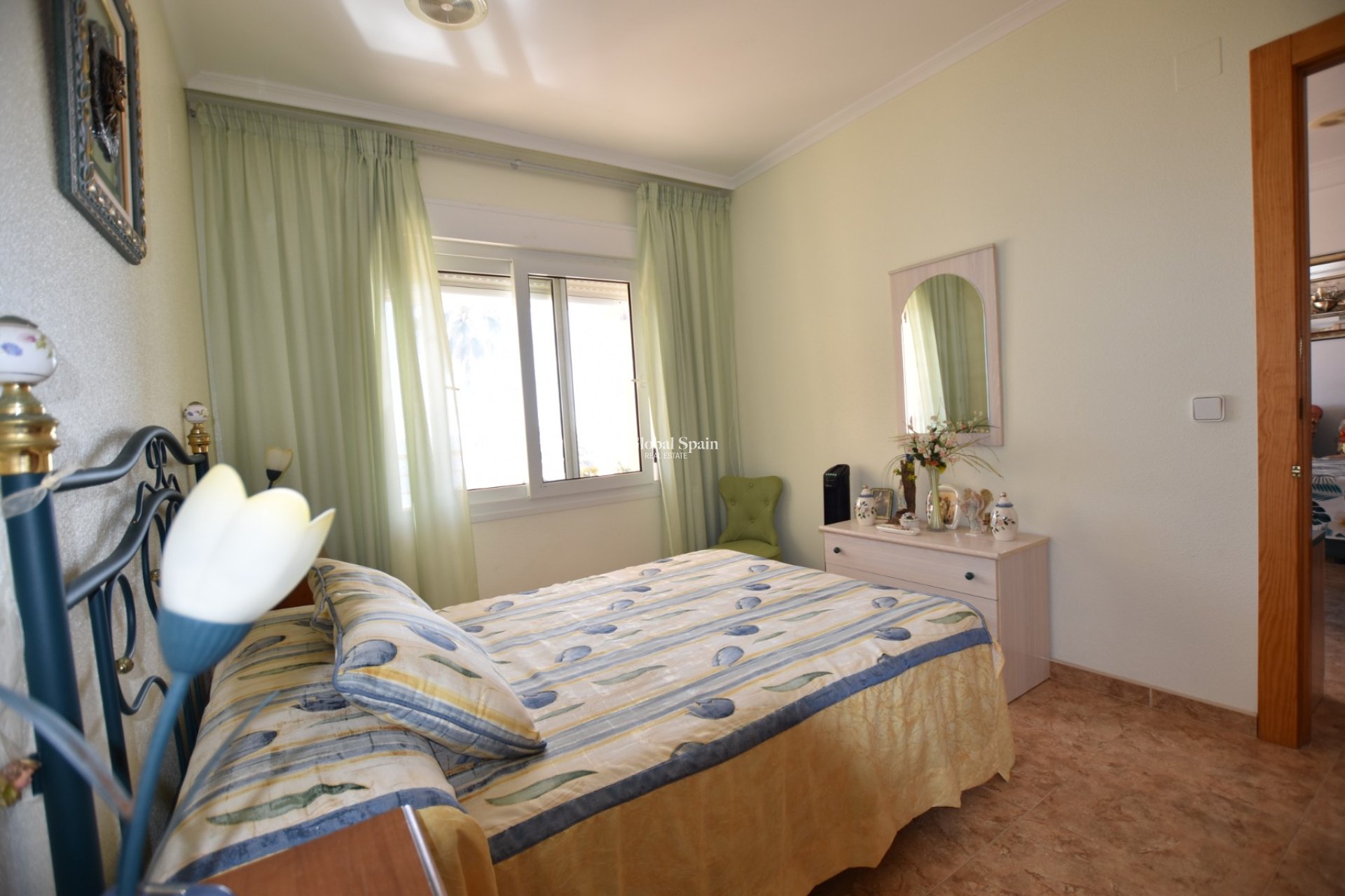 Revente - Appartement -
TORREVIEJA - La Mata