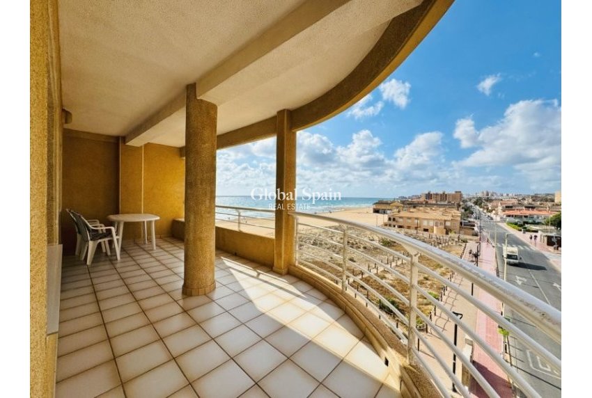 Revente - Appartement -
TORREVIEJA - La Mata