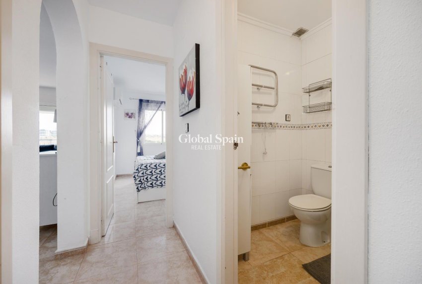 Revente - APPARTEMENT -
TORREVIEJA - La Siesta - El Salado - Torreta