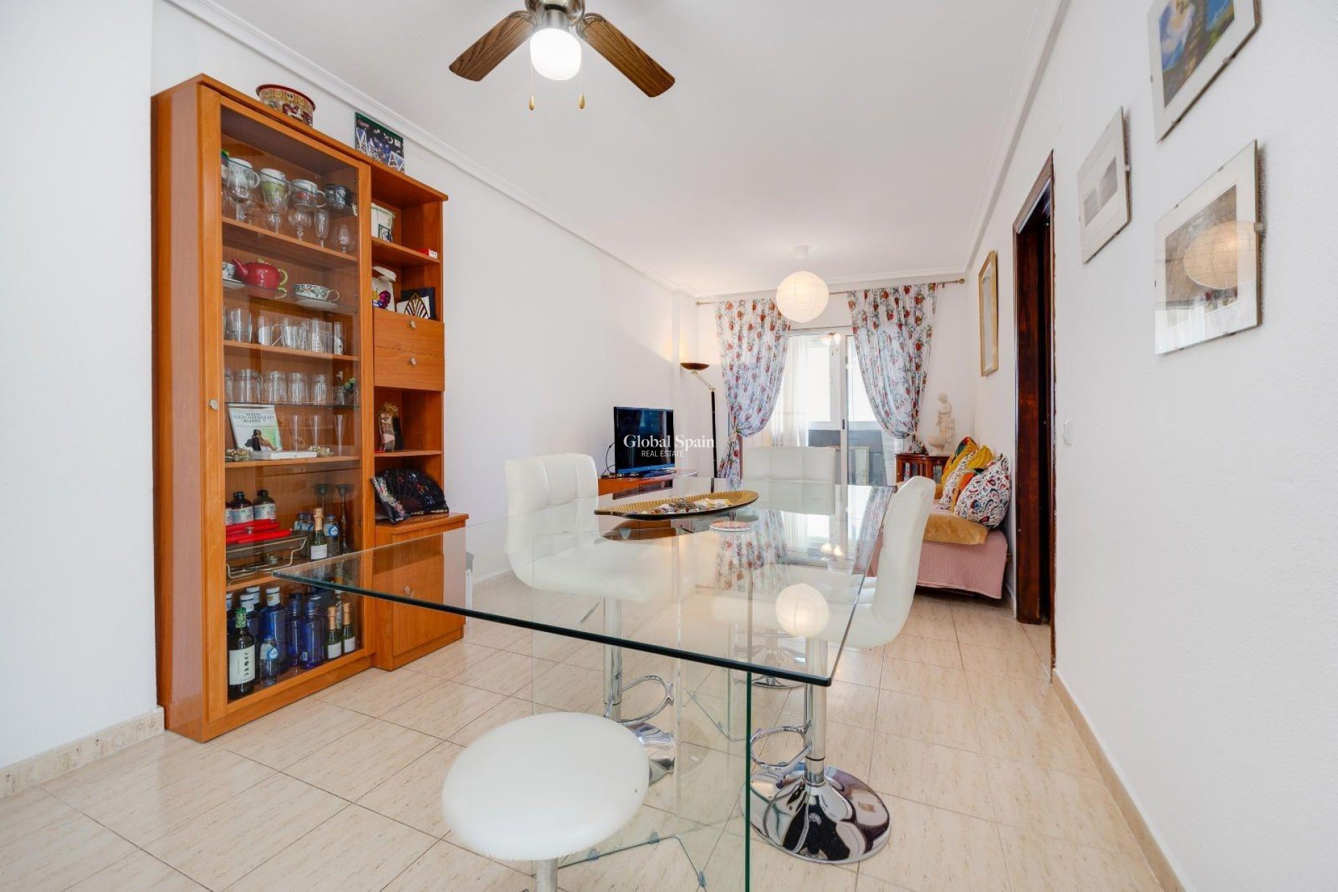 Revente - APPARTEMENT -
TORREVIEJA - La Siesta - El Salado - Torreta