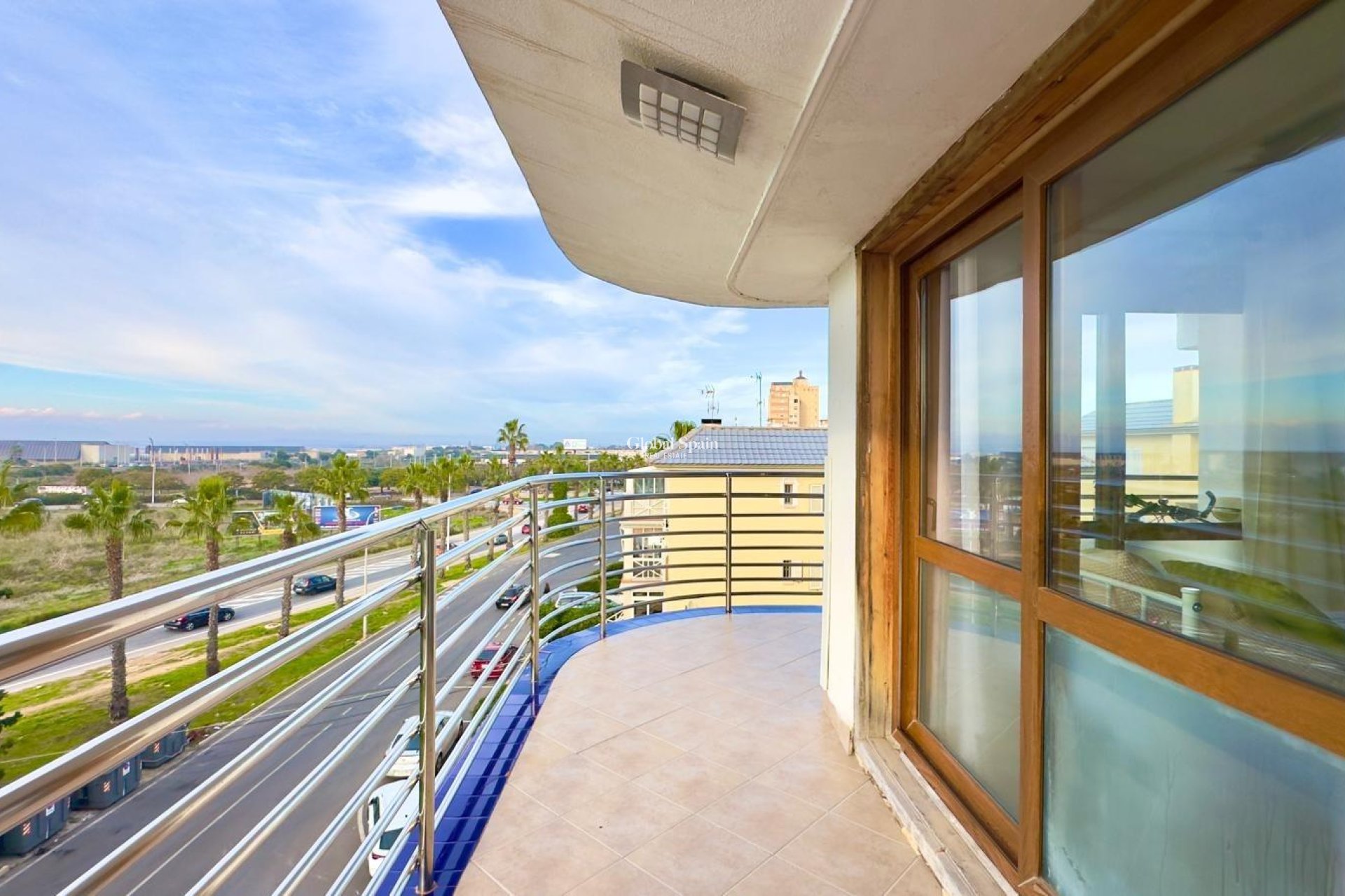 Revente - APPARTEMENT -
TORREVIEJA - La Veleta