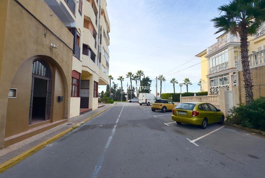 Revente - APPARTEMENT -
TORREVIEJA - La Veleta