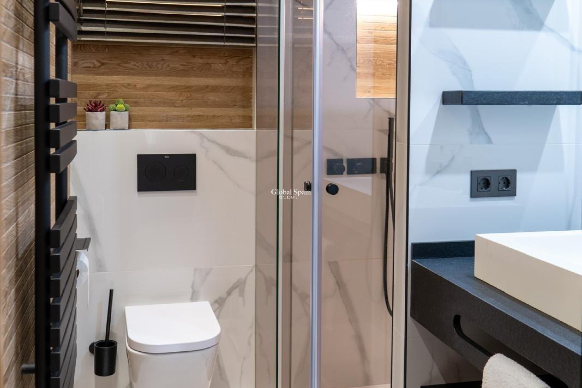Revente - APPARTEMENT -
TORREVIEJA - La Veleta