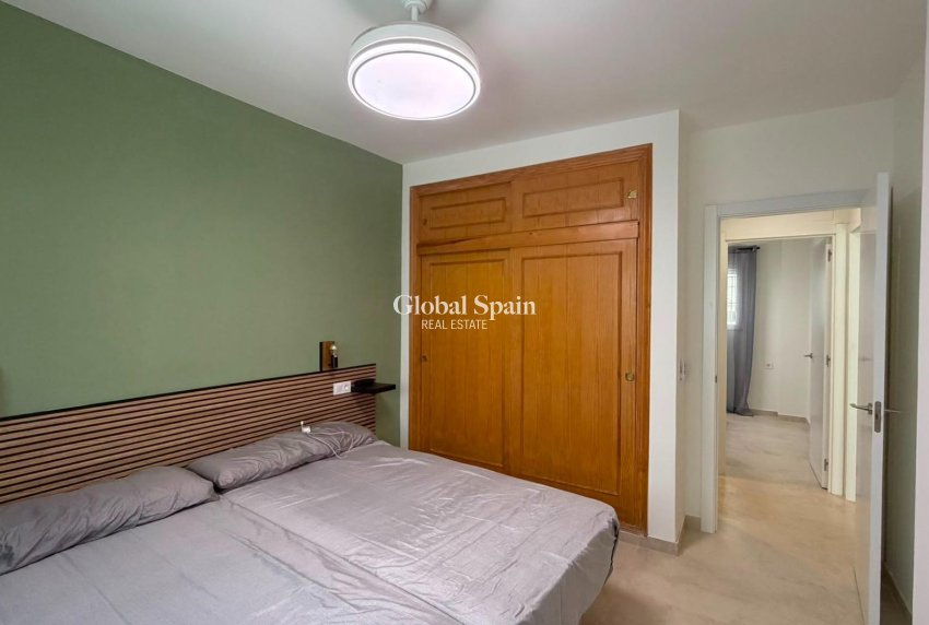 Revente - APPARTEMENT -
TORREVIEJA - La Veleta