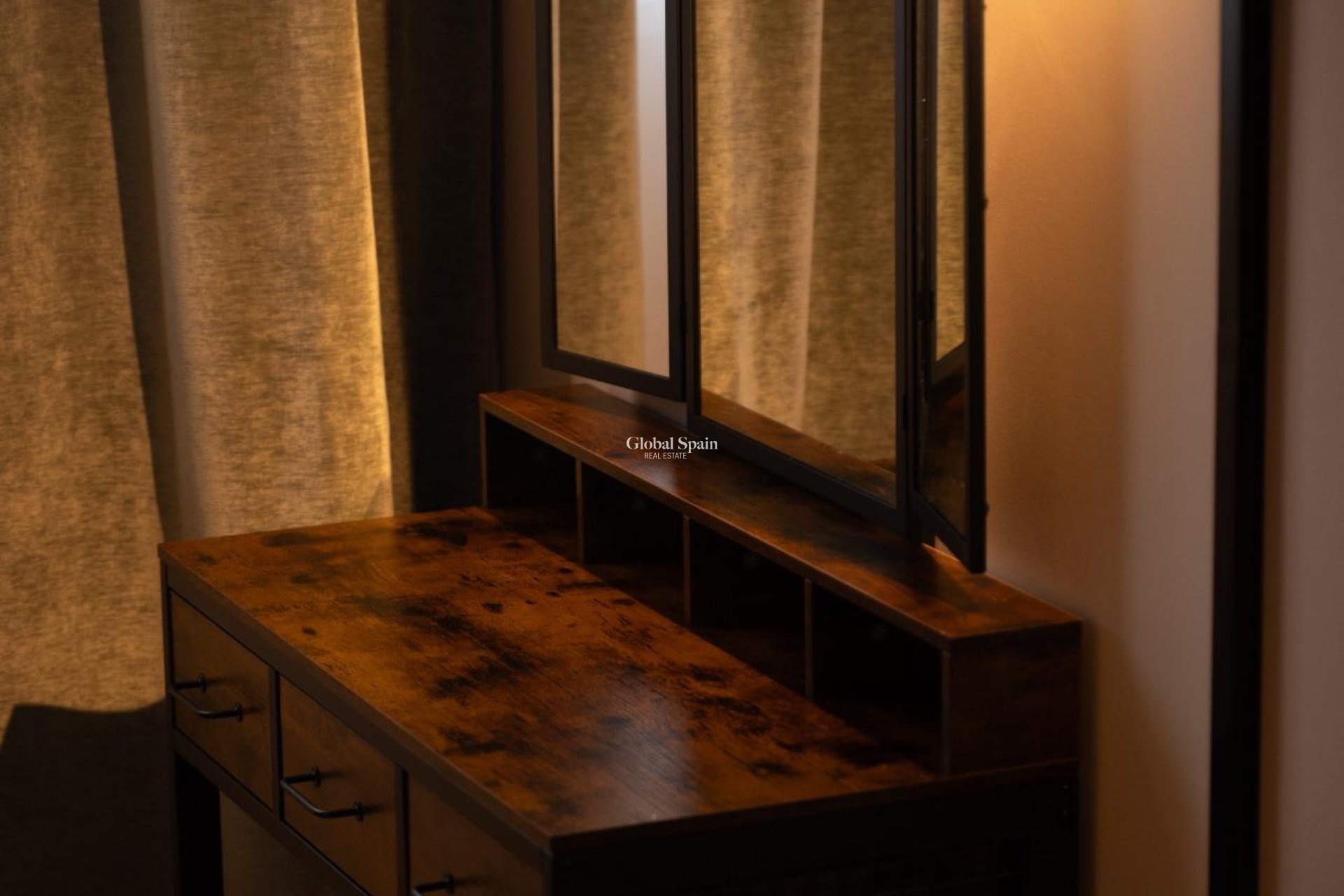 Revente - APPARTEMENT -
TORREVIEJA - La Veleta