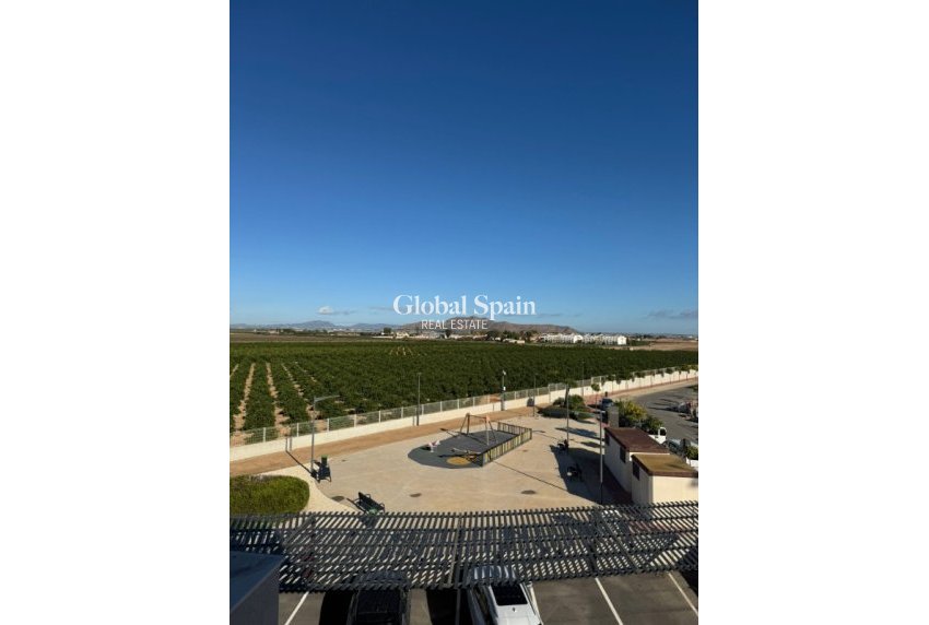 Revente - Appartement -
TORREVIEJA - Lago jardin